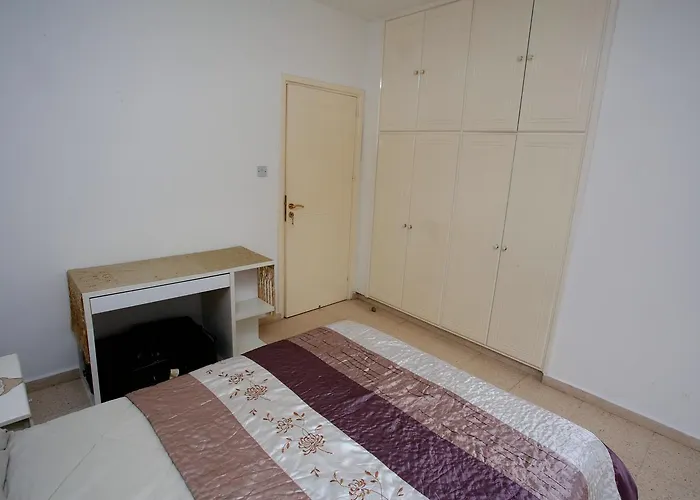 The White House * 라르나카