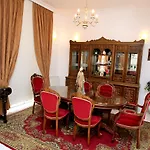 Vilă The White House