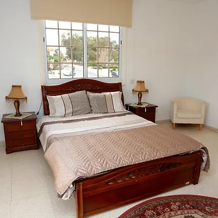 The White House Villa *