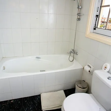 Villa The White House