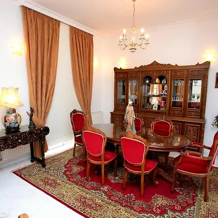 Villa The White House *