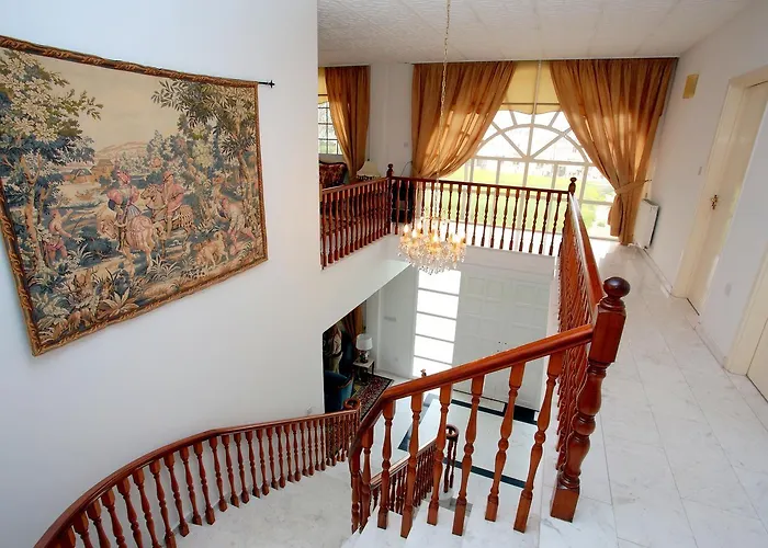 Vila The White House Larnaca