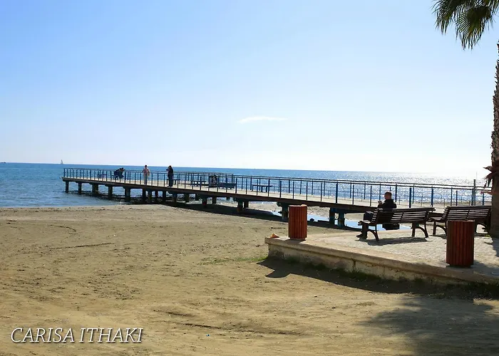 The White House Lárnaca